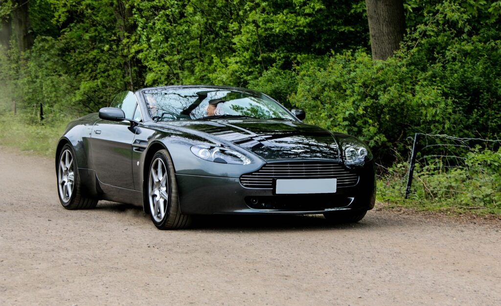 aston martin vantage